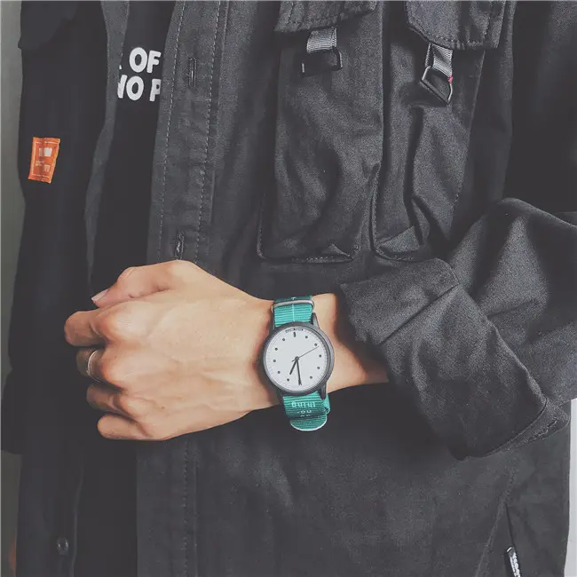 Partneruhr im Casual-Stil
