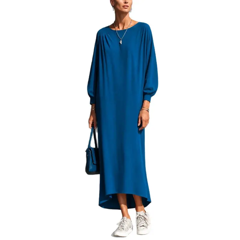 Plissiertes Batwing-Maxikleid mit asymmetrischem Saum