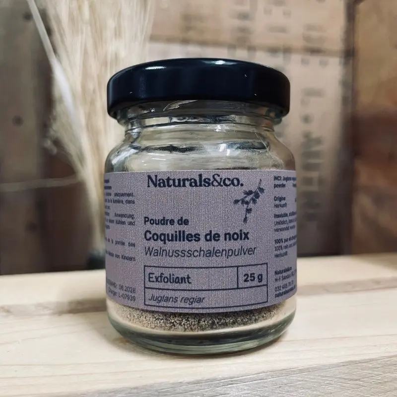 Poudre de coquilles de noix