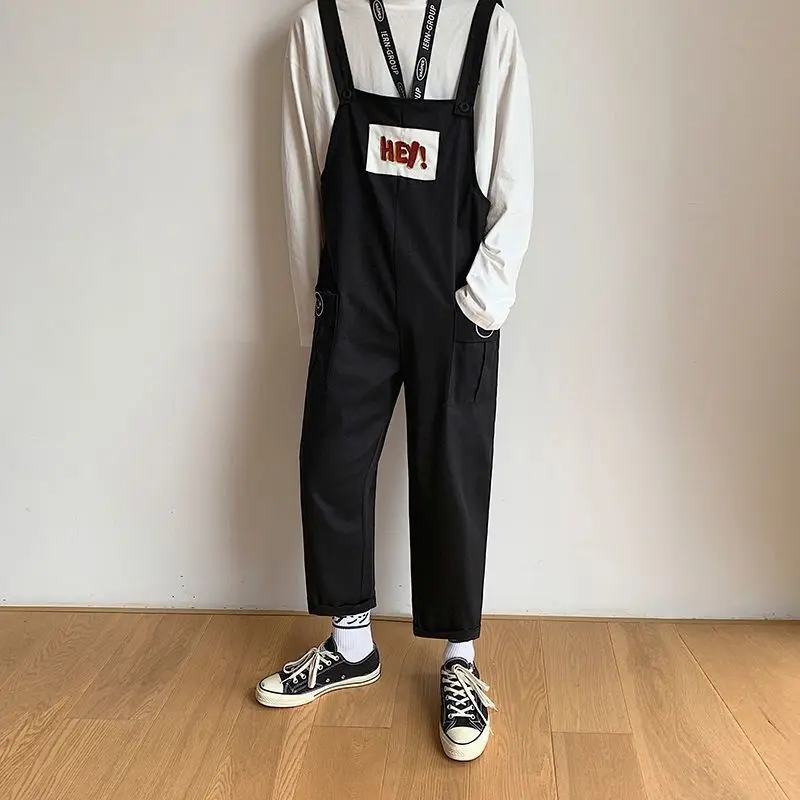 Retro-Hosen mit Haltegurten