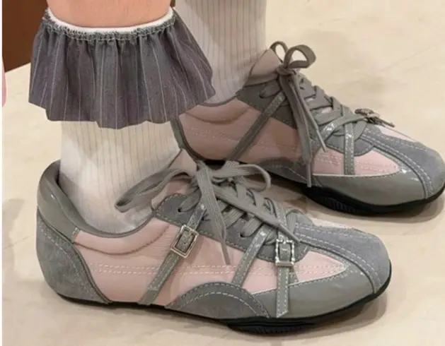 Retro Sportschuhe aus Leder für Damen