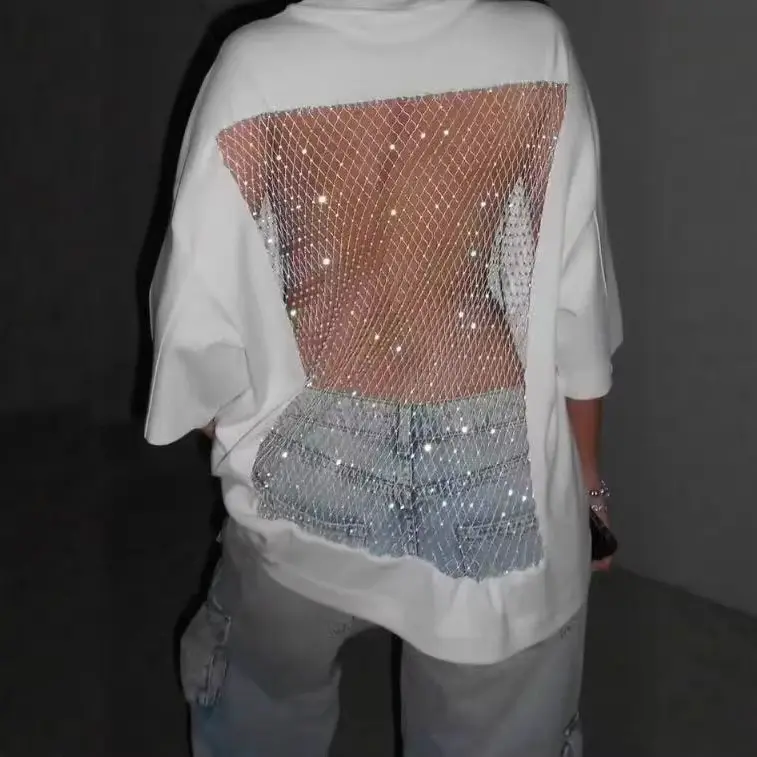 Rundhals-Pullover mit Cut-Outs und Strass