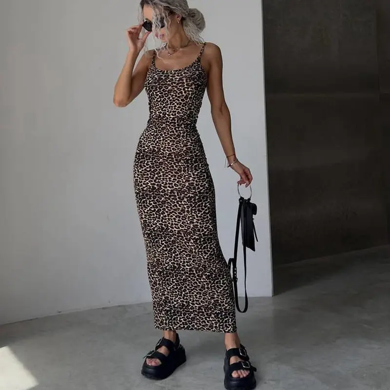 Schlankheits-Dress mit modischen Prints