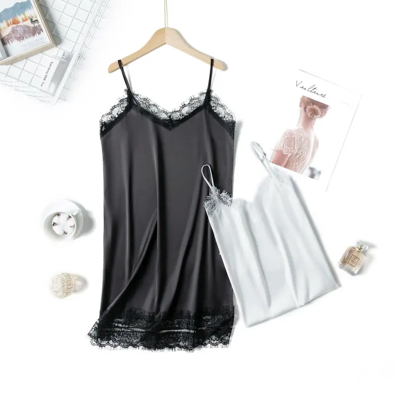 Seidiges Spitzenkleid