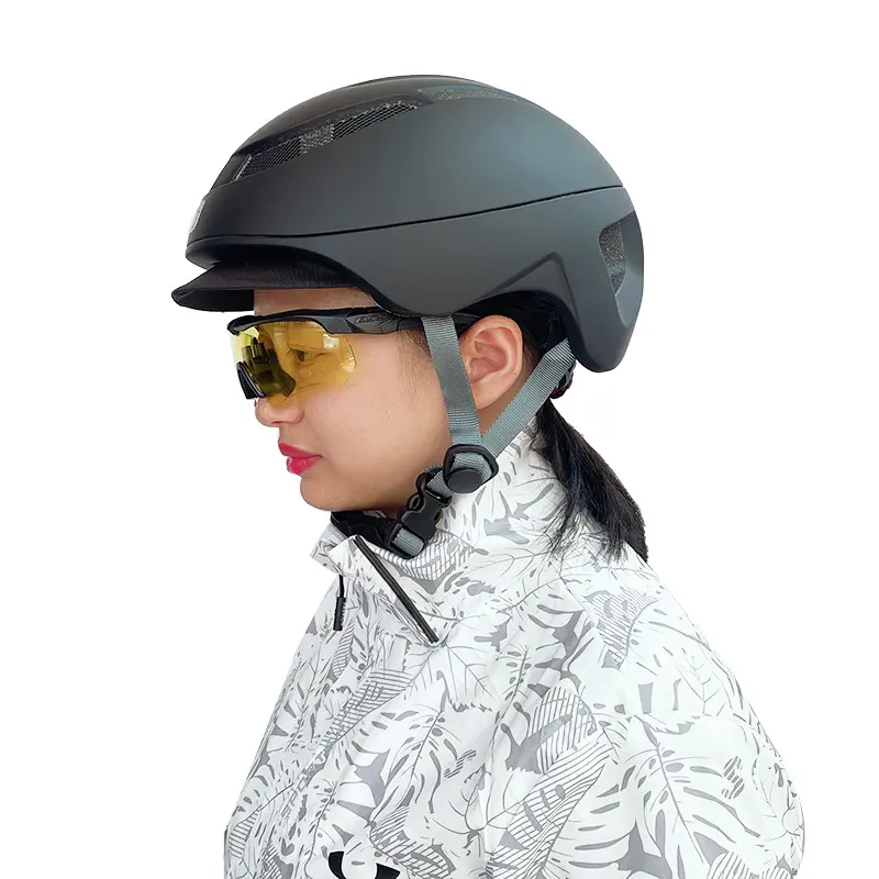 Skihelm mit Visier
