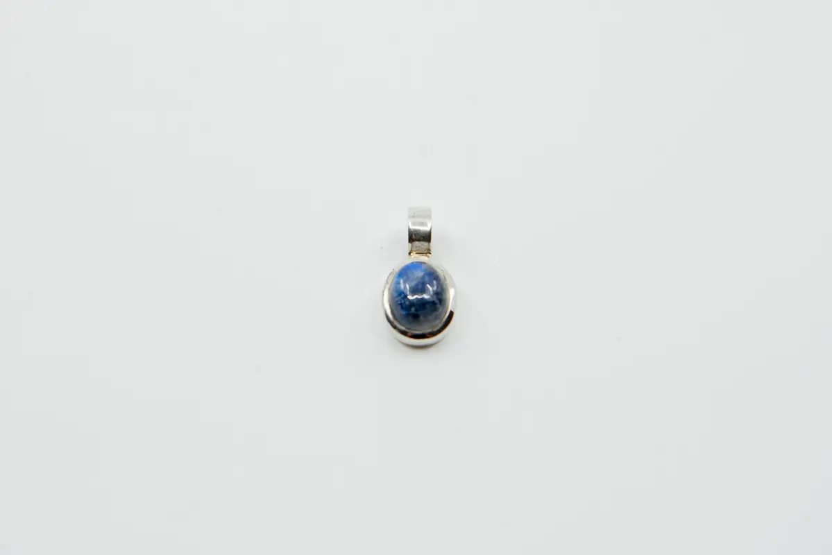 Sodalith Anhänger aus 925 Sterling Silber – Edelstein Schmuck Handgefertigt