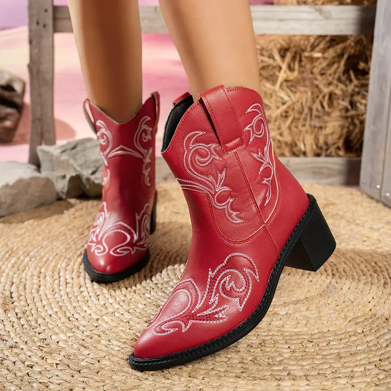 Spitzschuh Totemverzierte Kurzstiefel
