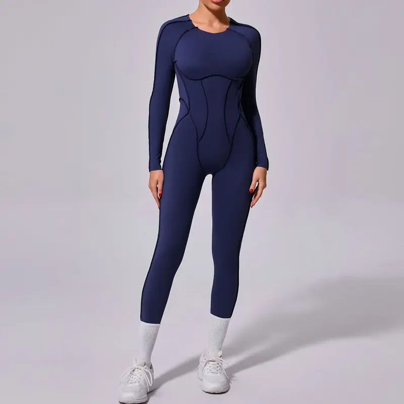Sportlicher Yoga-Jumpsuit mit Rückenfrei-Design