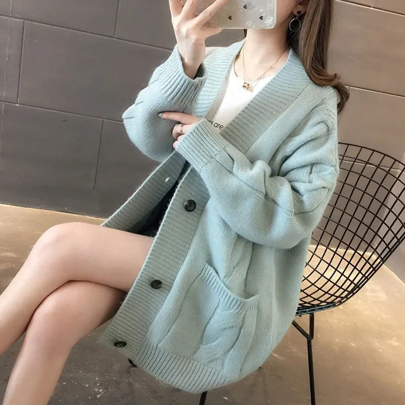V-Ausschnitt Strickjacke (Loose Fit)