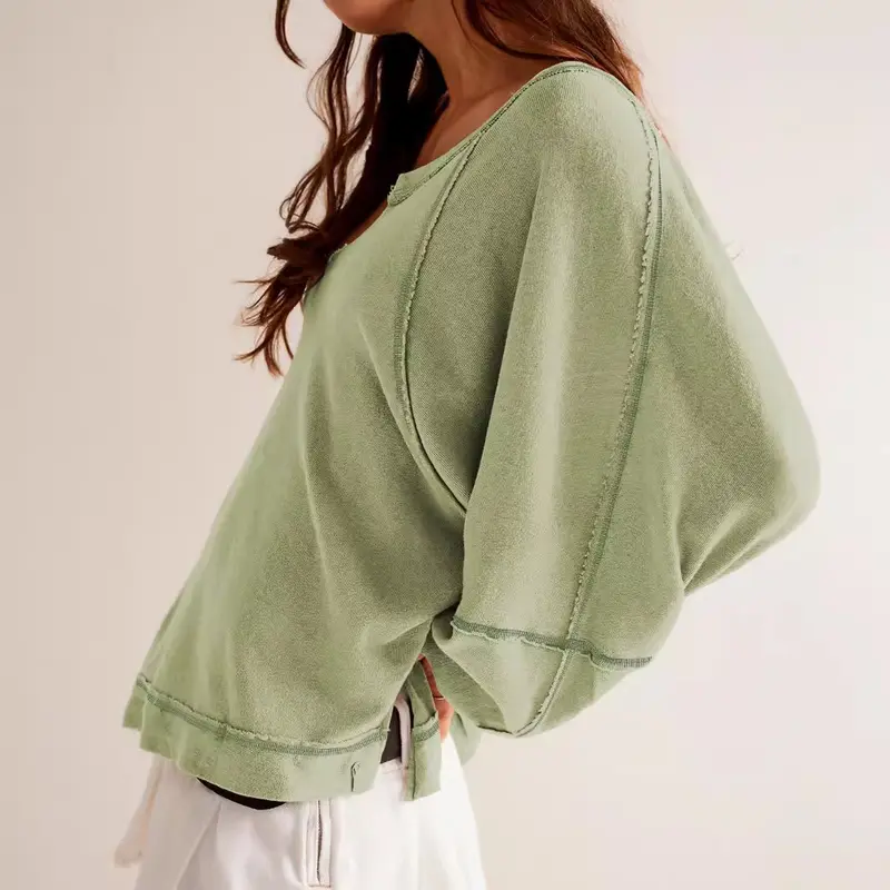 V-Ausschnitt Strickpullover für Damen · Modell 2