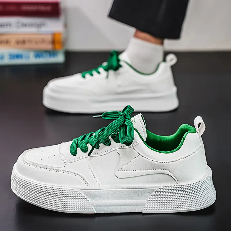 Vielseitige weisse Casual-Sneaker für Herren