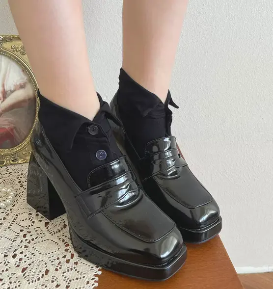 Vintage Mid-Calf Socken im Magazin-Stil