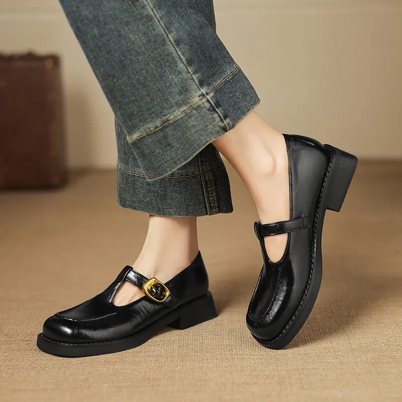 Vintage Sandalen mit Schnalle