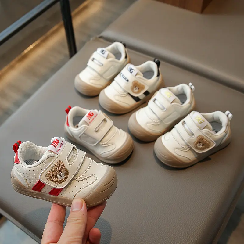 Weichgepolsterte Laufschuhe für Kleinkinder