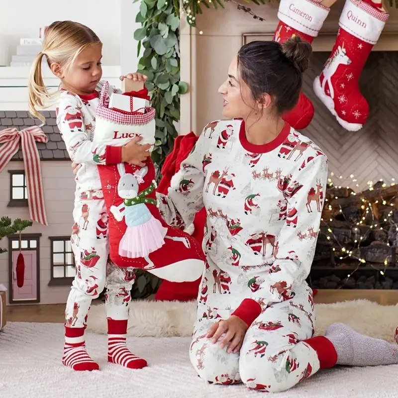 Weihnachts Pyjama-Sets für die ganze Familie