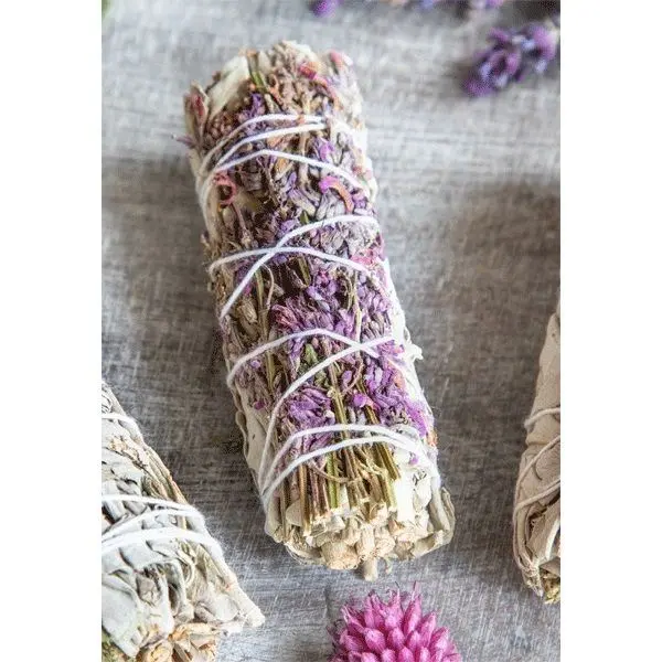 Weisser Salbei mit Lavendel Räucherbündel Smudge