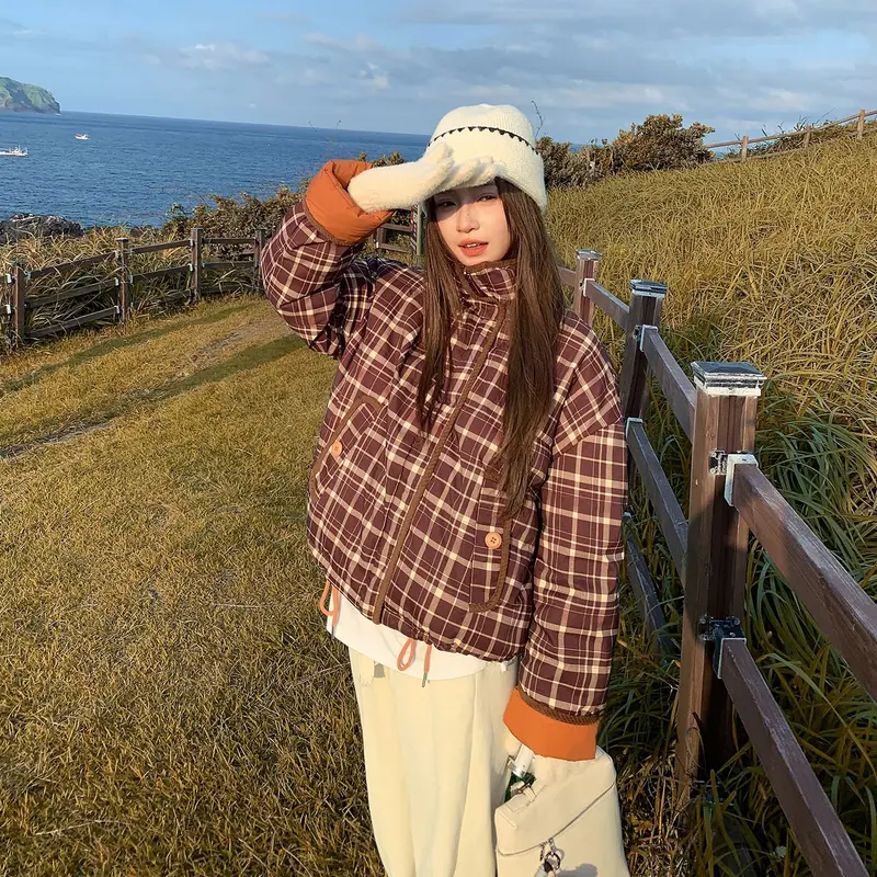Wende-Steppjacke mit Patchwork-Karo