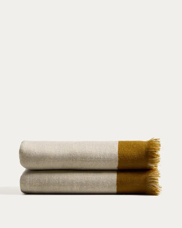 Wendedecke Orlet aus Wolle in Senfgelb und Beige 130 x 170 cm