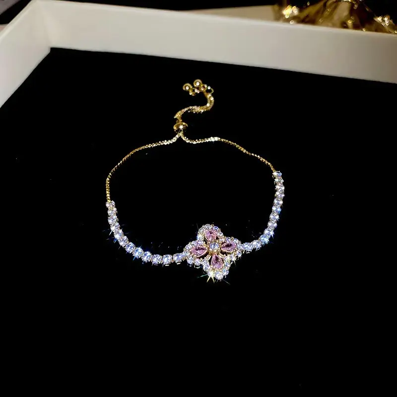 Zirkonia Love Heart Armband